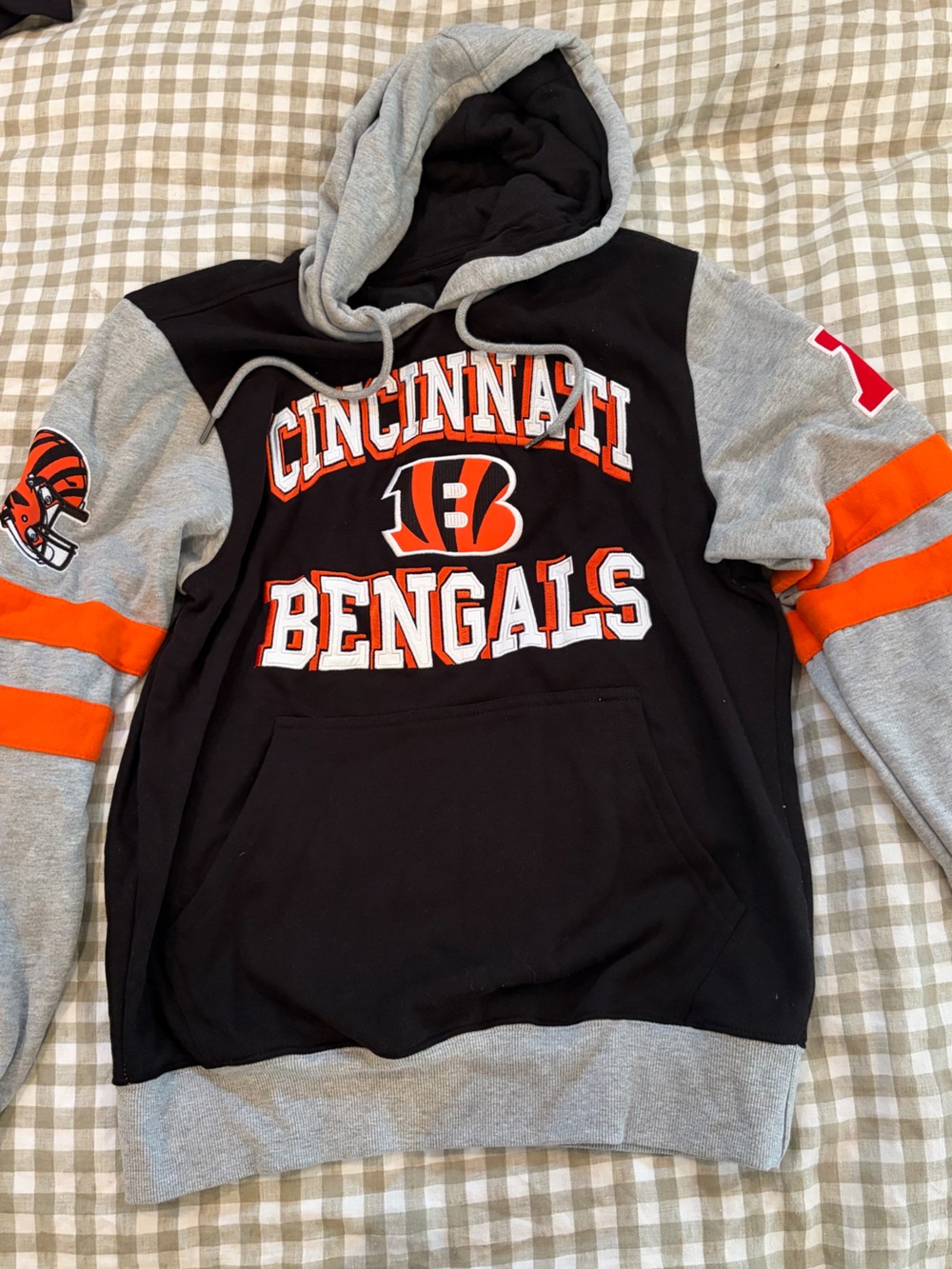 NWOT NFL Cincinnati Bengals Sweatshirt - Size S